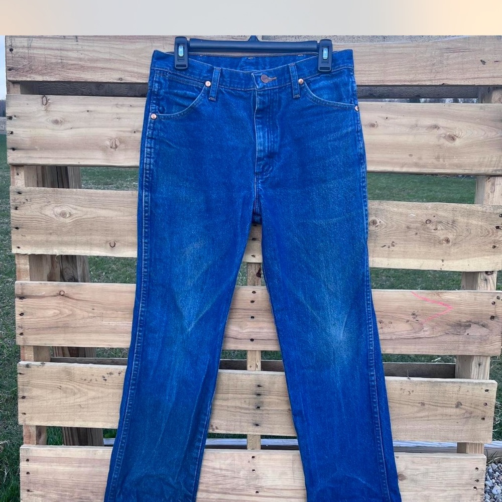 Wrangler Men's Deep Blue Straight Jeans